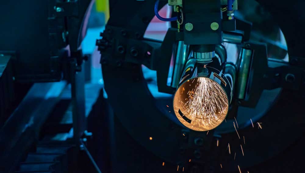 fiber-laser-cutting-giulipas